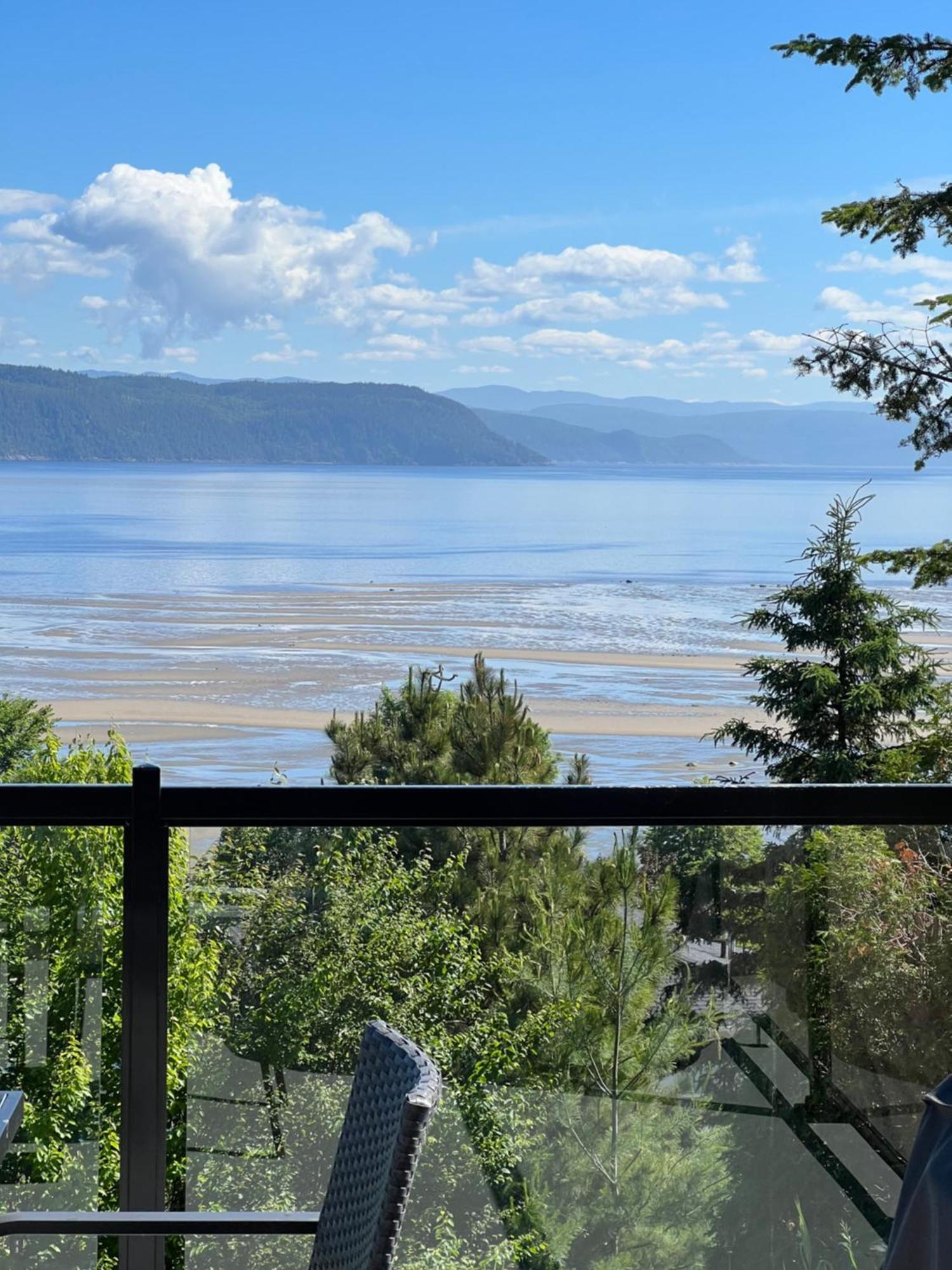 Magical Loft : Breathtaking View & Cozy Fireplace Chicoutimi Eksteriør bilde