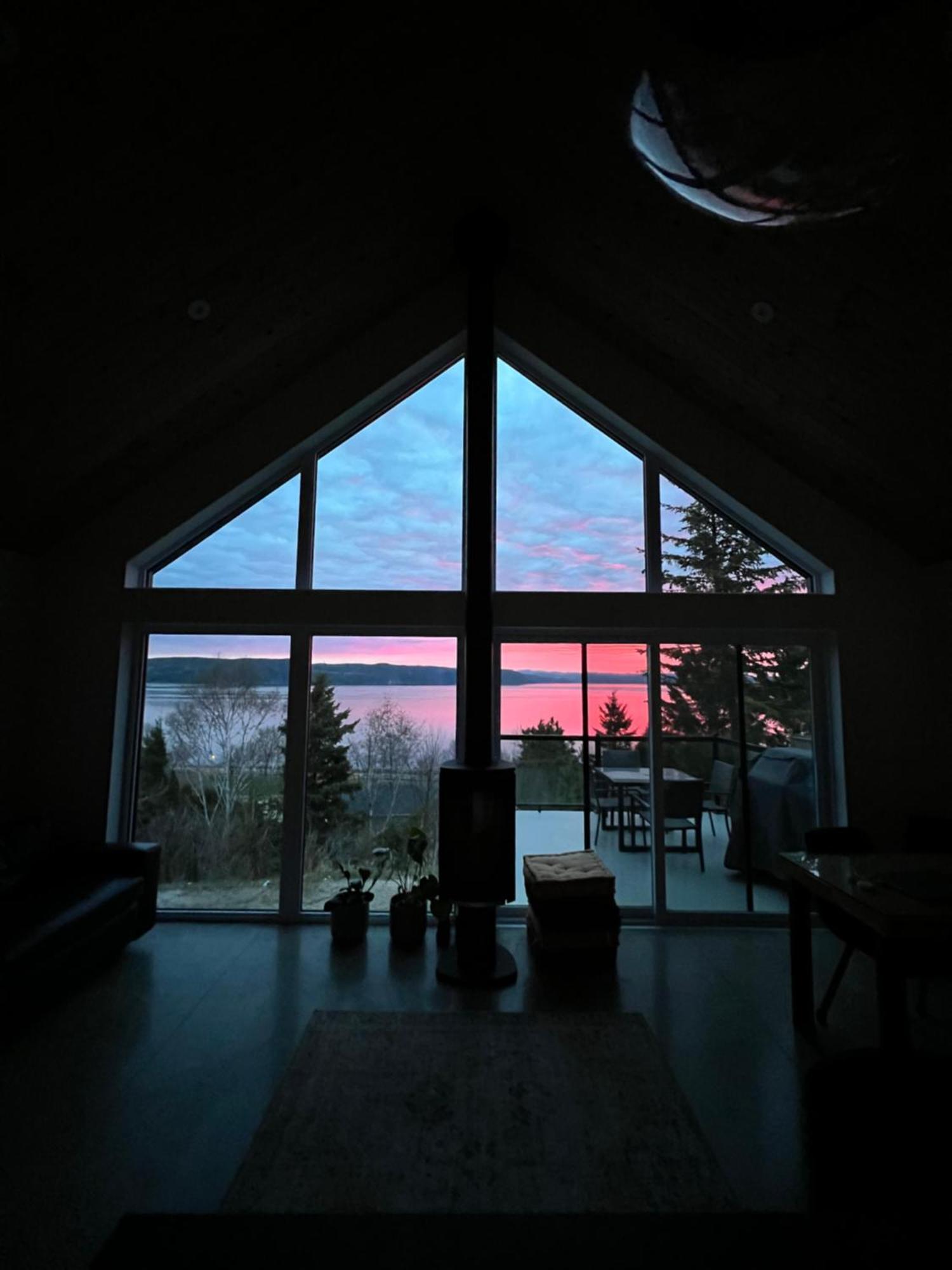Magical Loft : Breathtaking View & Cozy Fireplace Chicoutimi Eksteriør bilde